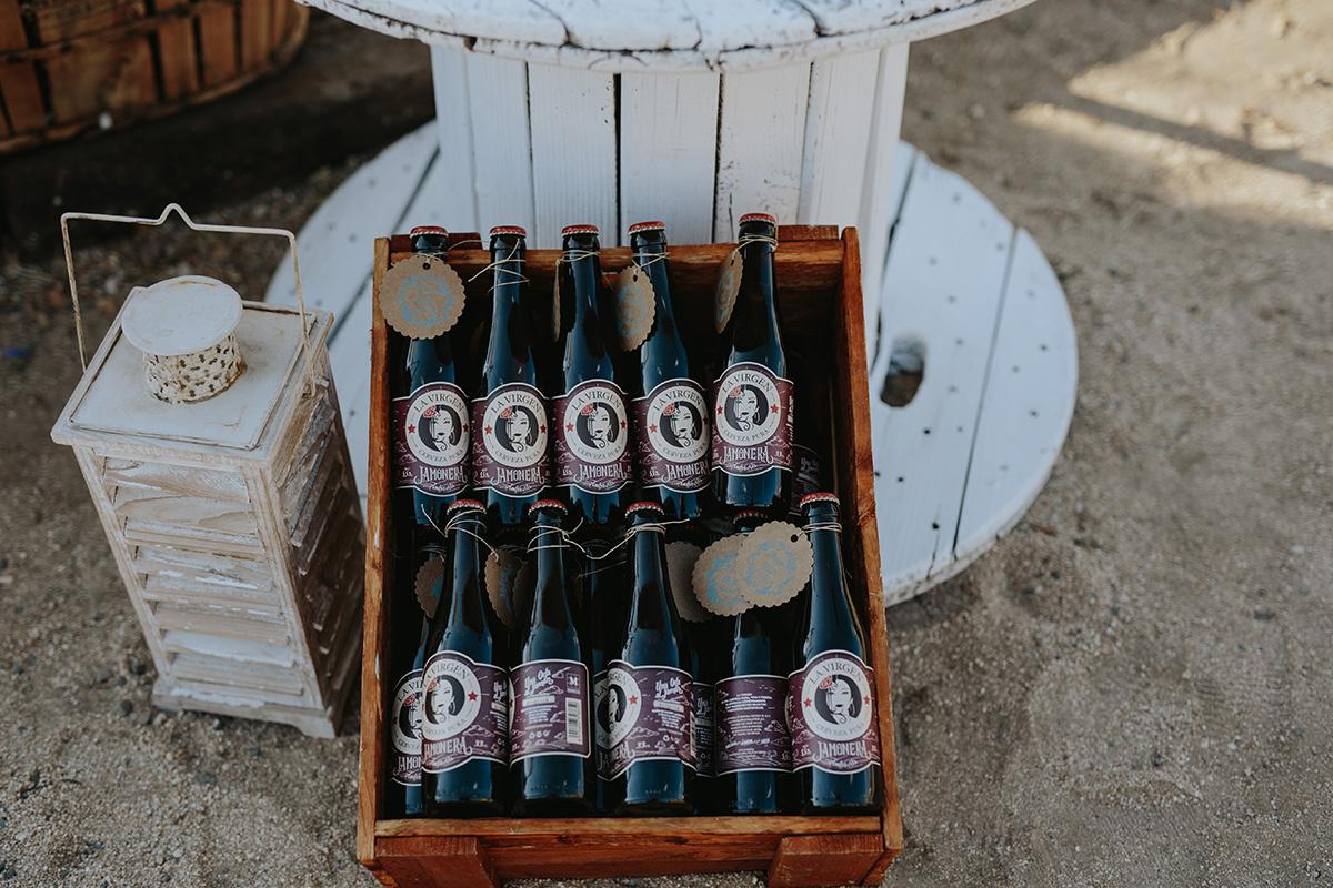 Baratos detalles de boda originales y útiles: vela en un tarro metálico