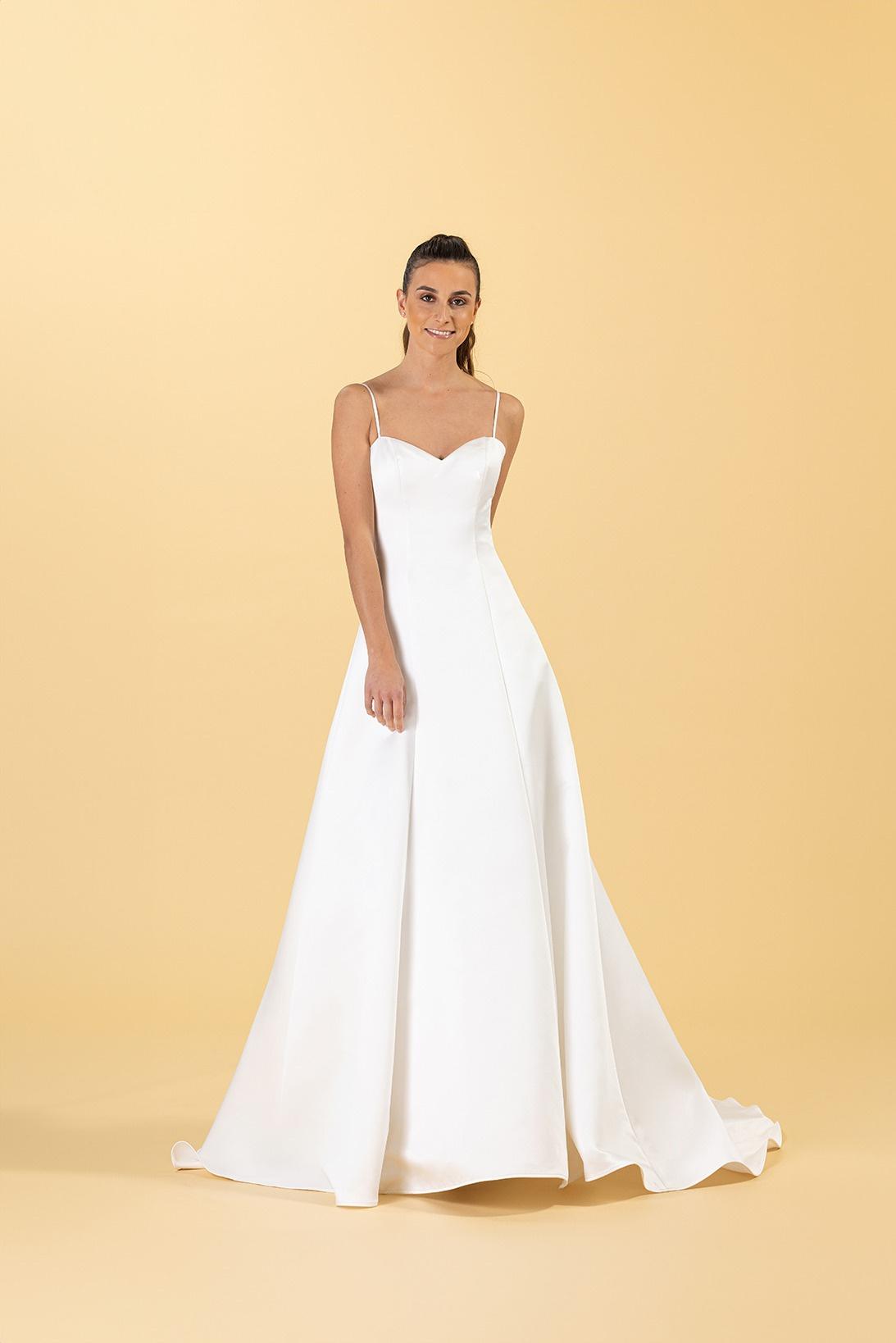 Vestidos de novia 2025 sencillos, con tirantes espagueti