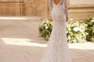 Vestido boda civil con transparencias y espalda descubierta