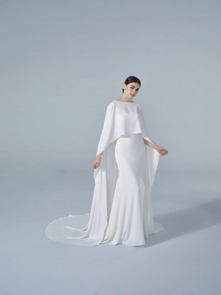 Novias de invierno con capa