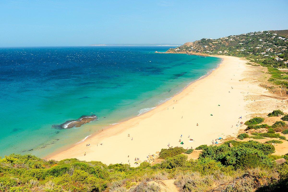 Vista aérea de las playas de Zahara de los Atunes, Andalucía