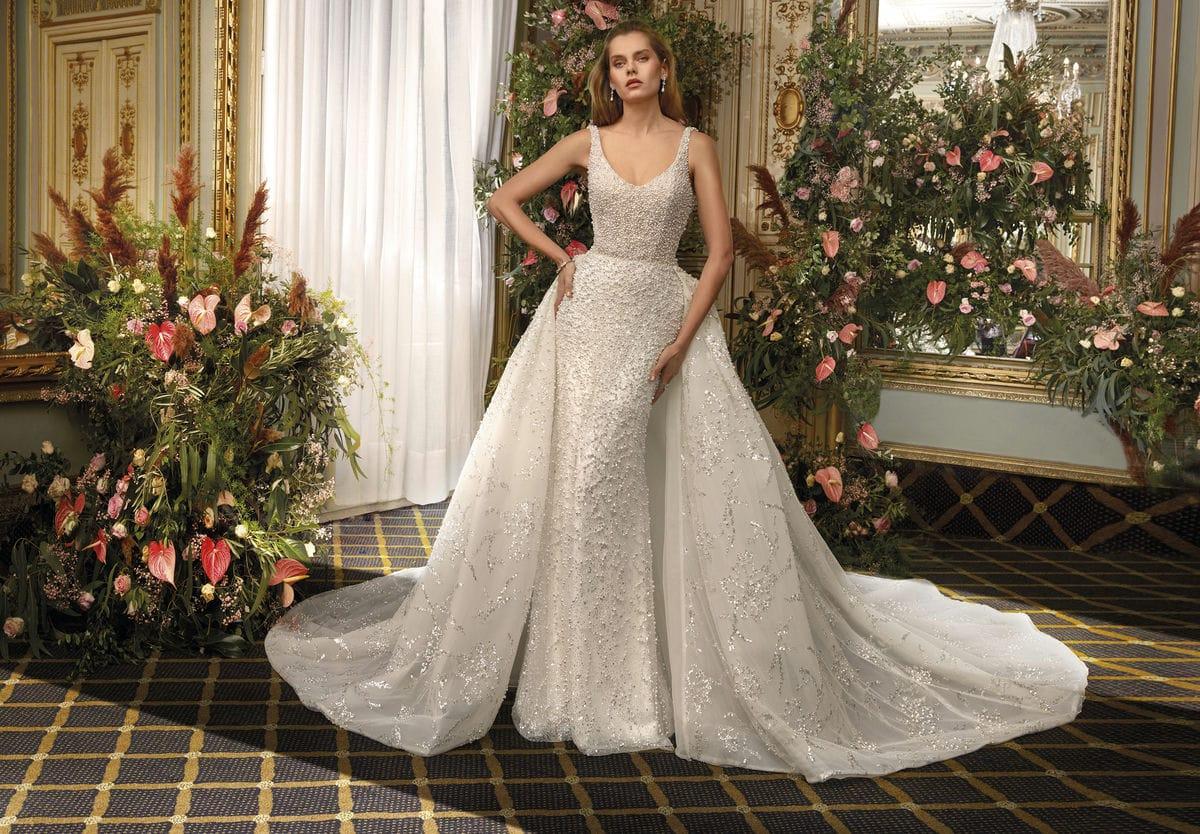 Los vestidos de novia más bonitos de la nueva colección de Pronovias para  bodas 2024