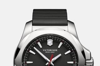 Reloj hombre boda: reloj con correa de silicona, de Victorinox