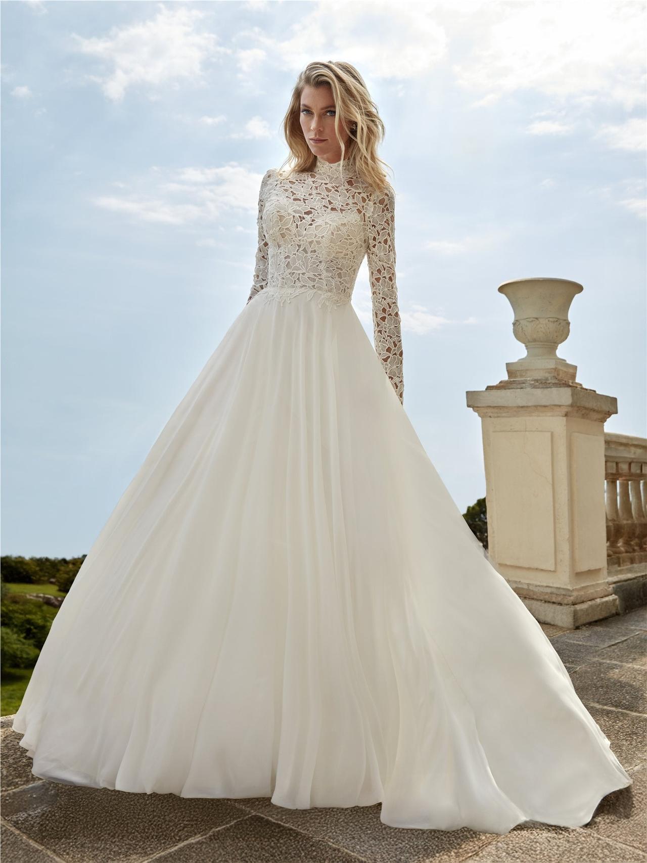 Trajes de novia manga larga princesa, con cuello Mao