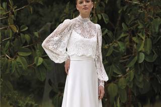Trajes de novia manga larga y aire romántico