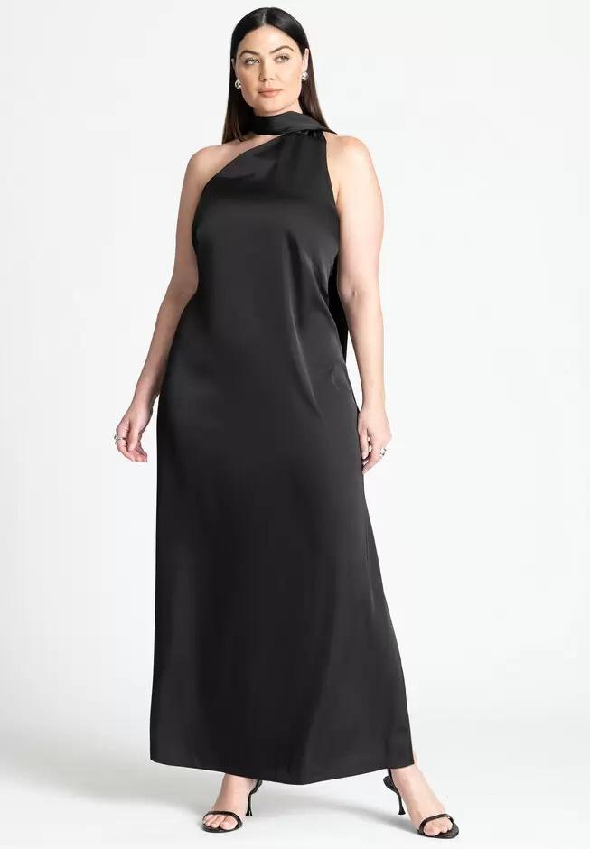 Vestidos negros invitada liso con escote asimétrico