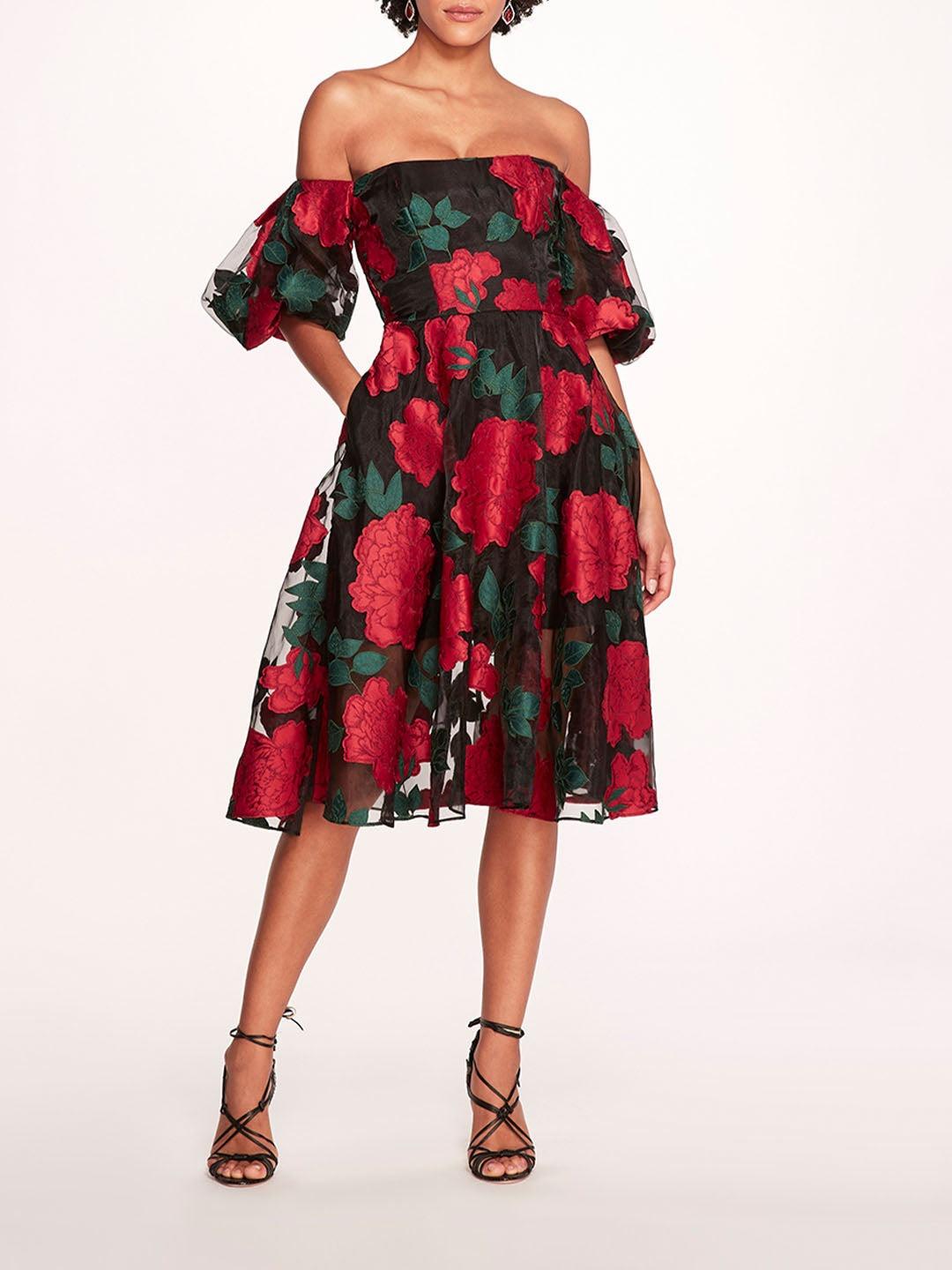 ¿Qué tan largo debe ser un vestido de noche? Vestido de fiesta coro con estampado floral