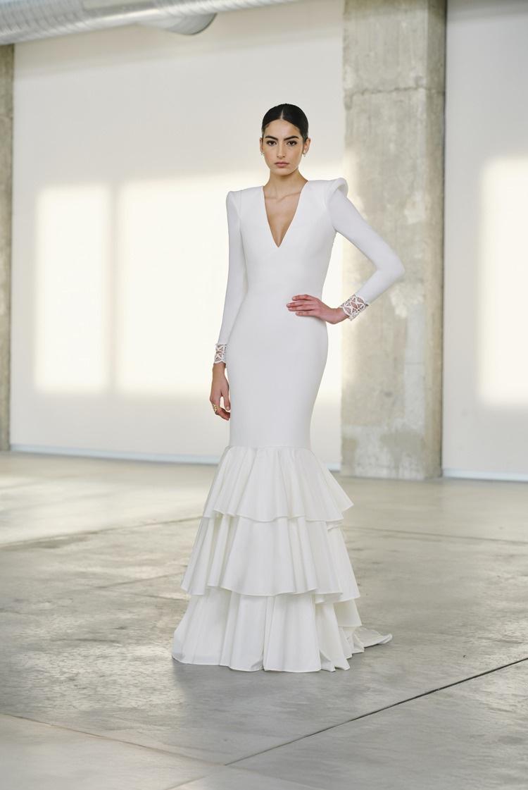 Vestidos novia manga larga de estilo flamenco