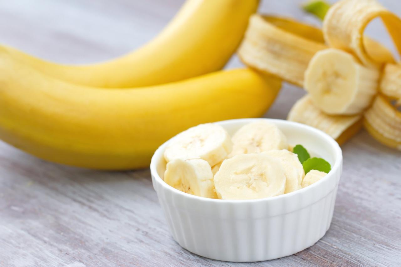 Alimentos imprescindibles para estar radiantes el día de la boda: plátano