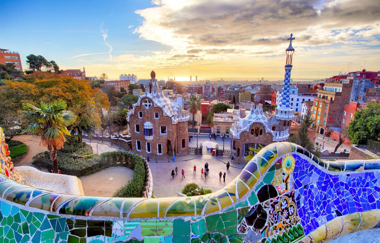 Sitios para ir en pareja: Parque Güell, Barcelona