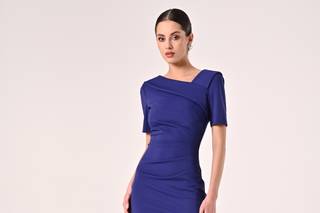 Vestidos de fiesta cortos con manga corta y abertura en la falda