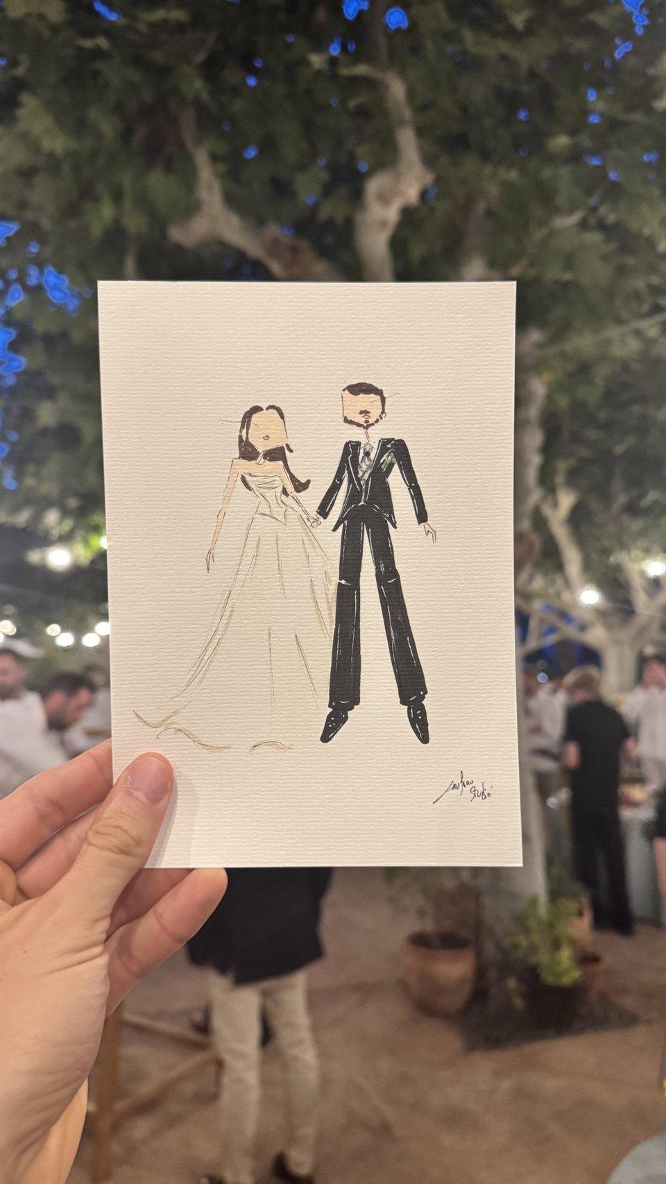 Live paint: diferentes ilustraciones de parejas, con los nombres de cada una de ellas