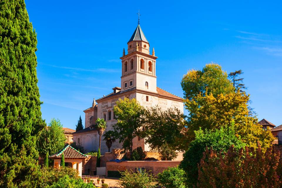 Iglesias en Granada para casarse: Iglesia de Santa María de la Alhambra