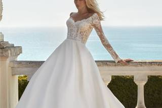 Vestidos de novia de manga larga y corte princesa