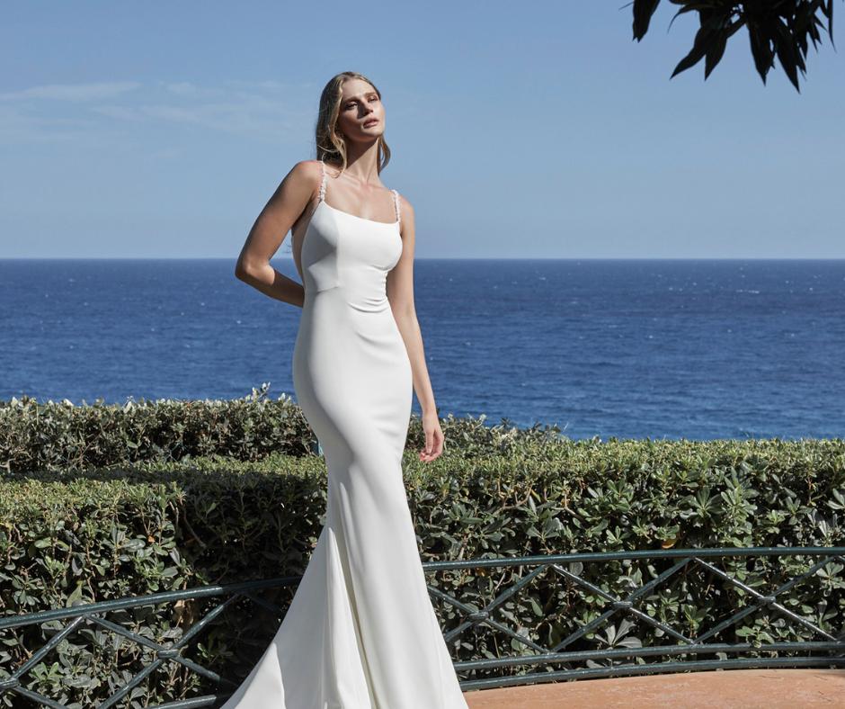 Vestido boda civil corte sirena y en escote en U