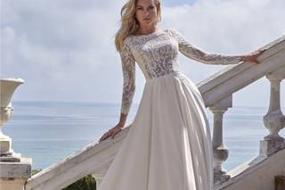 Vestido novia manga larga sencillo con escote barco