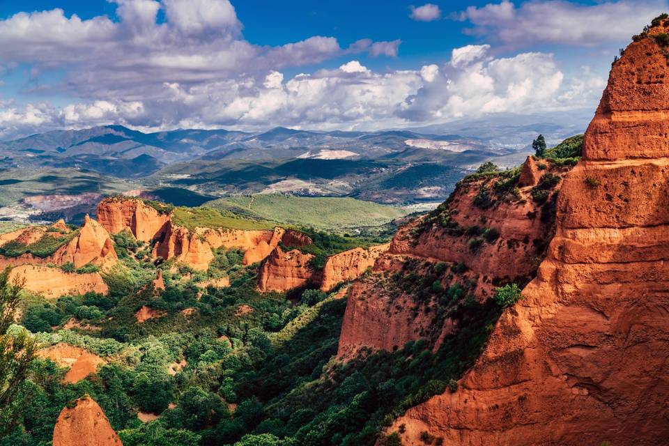 10 románticos destinos para perderos por Castilla y León y vivir una  increíble luna de miel o una escapada en pareja