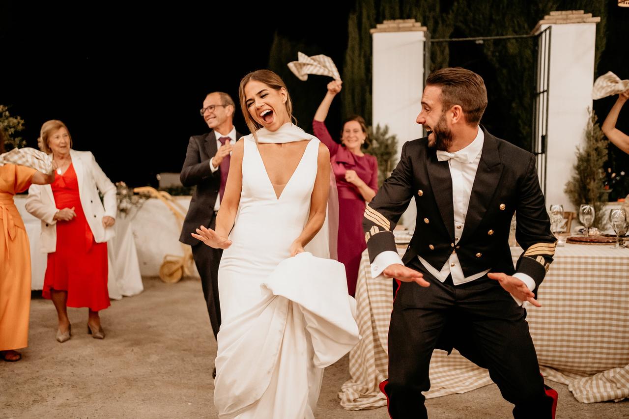 Novios bailando