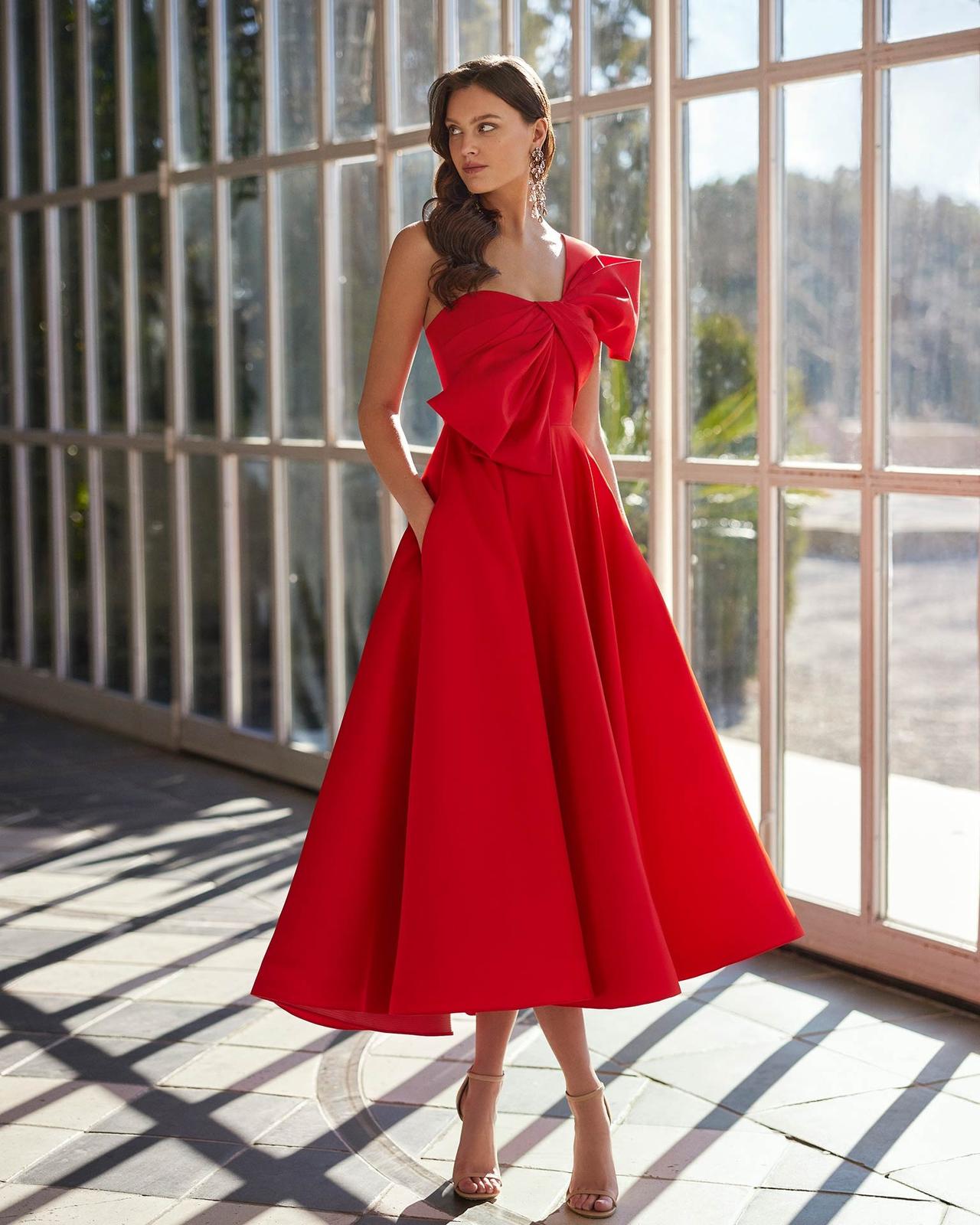Traje de cóctel con lazo XL