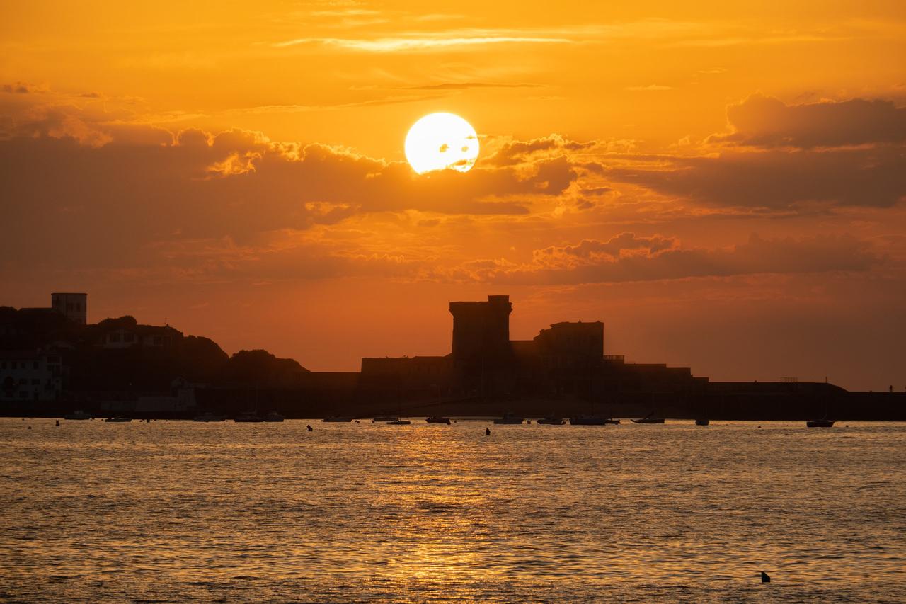 País Vasco francés, San Juan de Luz, puesta de sol