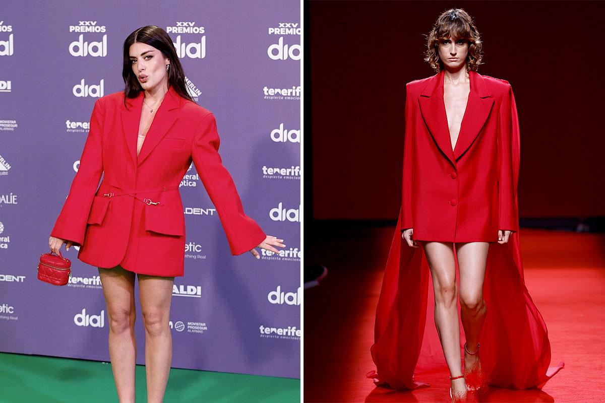 Dulceida posa en un photocall con vestido blazer rojo con bolsillos