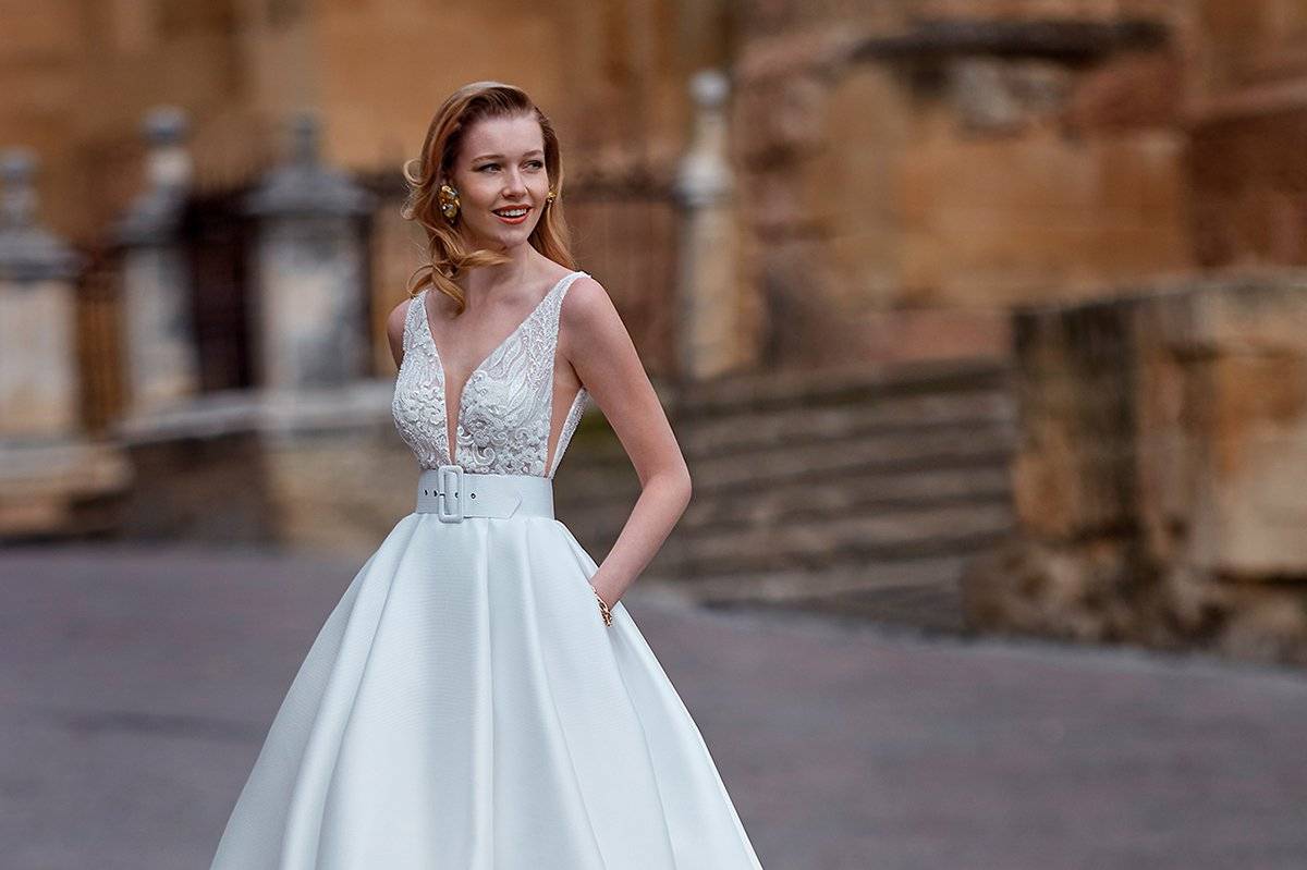 Más de 100 vestidos de novia de corte princesa. ¡Los diseños más bonitos de  2023 y 2024!