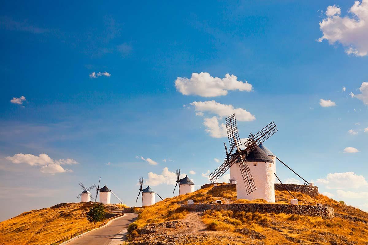 Pueblos bonitos de Castilla-La Mancha: Campo de Criptana, en Ciudad Real
