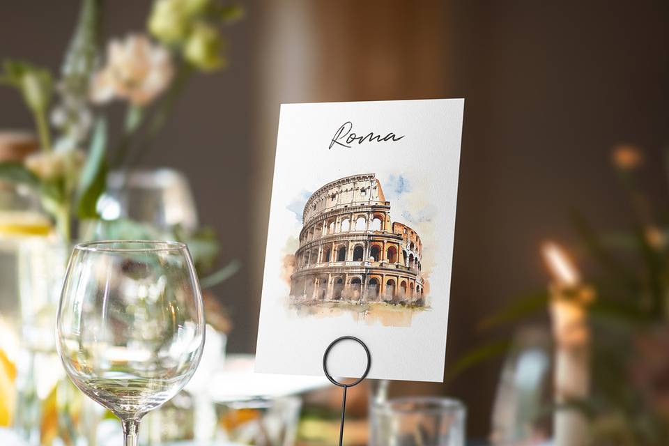 Decoración mesa boda: mesero con el nombre de Roma y una ilustración del Partenón