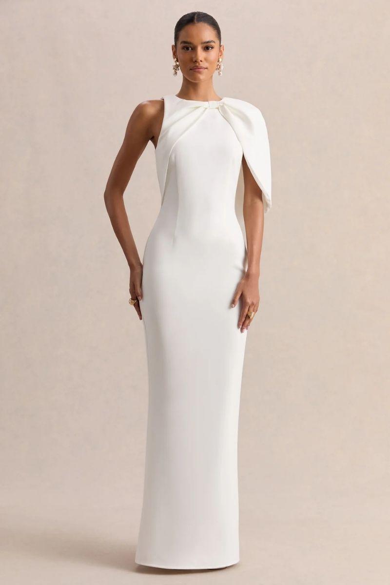 Vestido Quira sencillo manga asimetrica y largo
