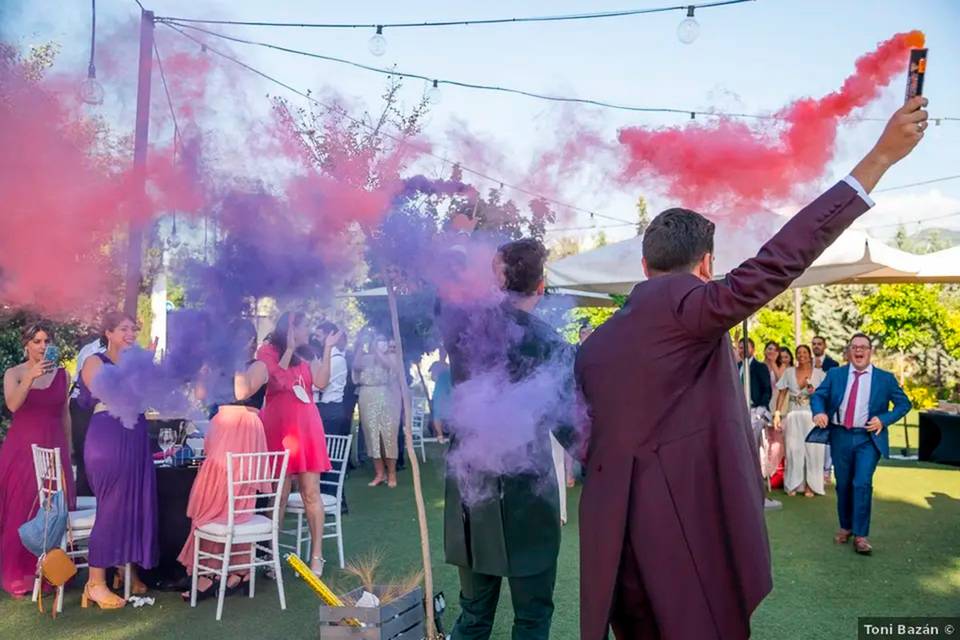 Las 100 mejores canciones para la entrada de los novios al banquete de boda