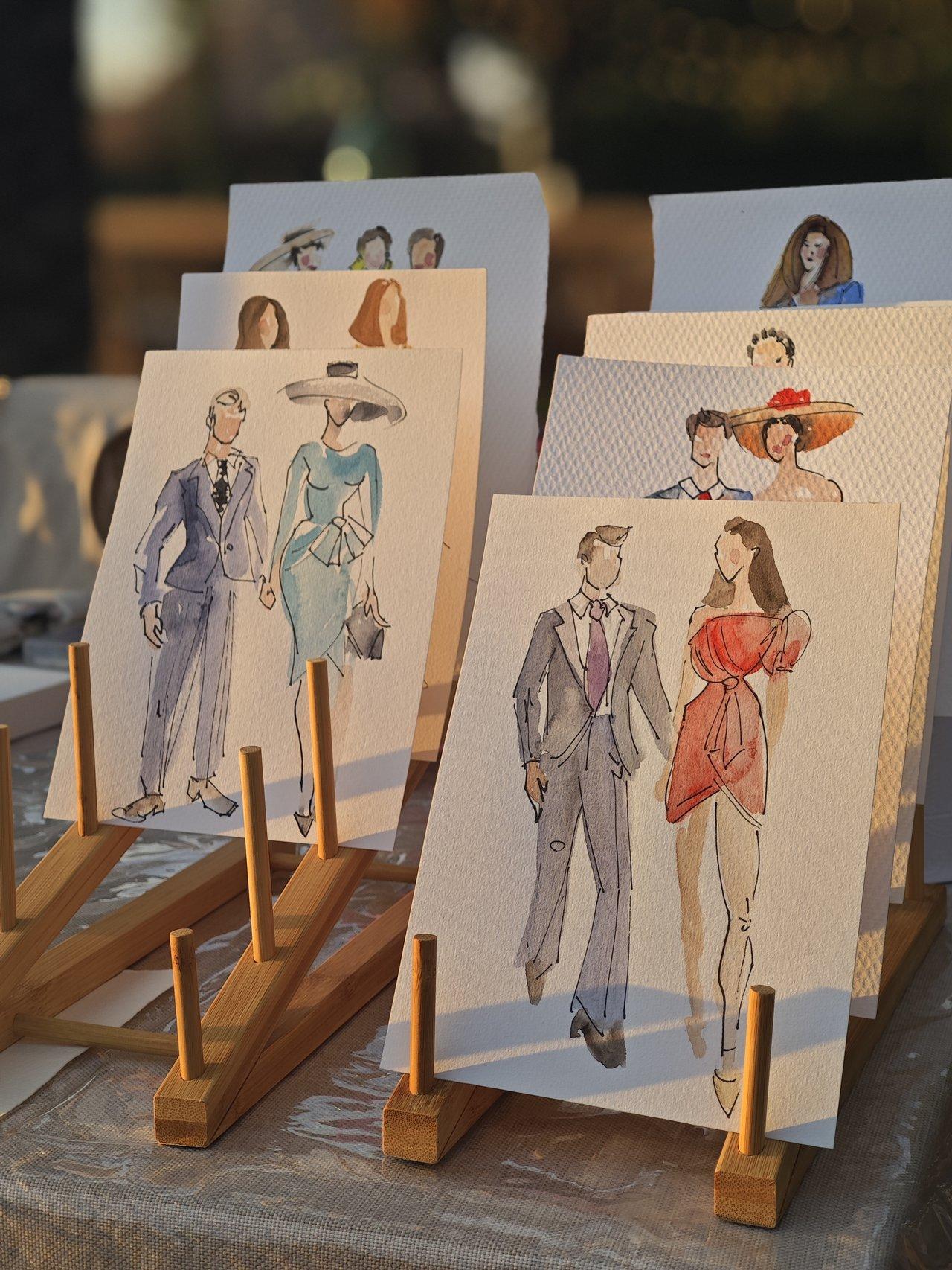 Live paint: diferentes ilustraciones de parejas, con los nombres de cada una de ellas