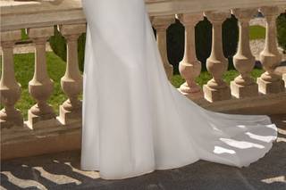 Vestido novia manga larga sencillo, con acabado satinado