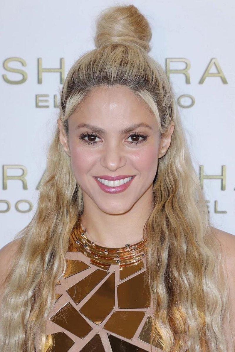 Los peinados de Shakira que solucionarán tus próximas citas
