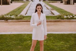 Vestidos de novia sencillos cortos, de tipo blazer