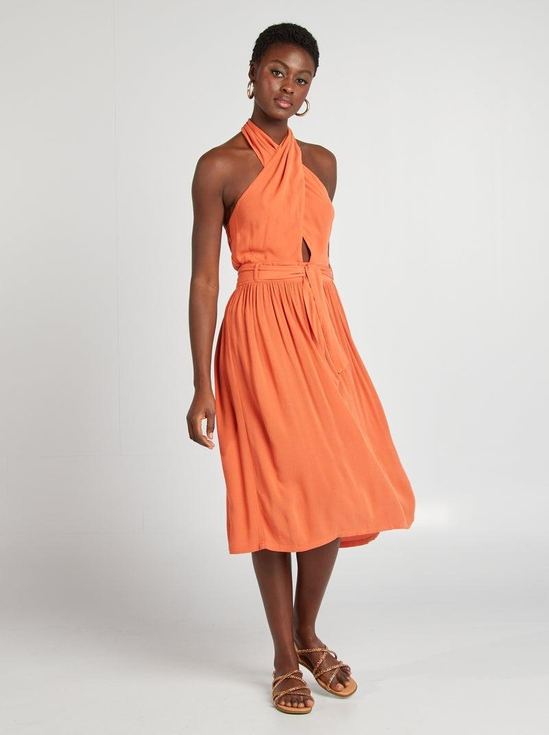Vestido cóctel boda con escote halter