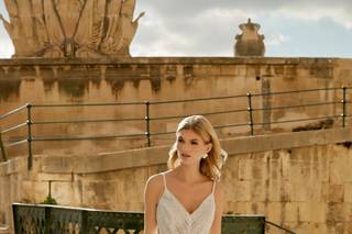 Vestido de novia sencillo con tirantes espagueti