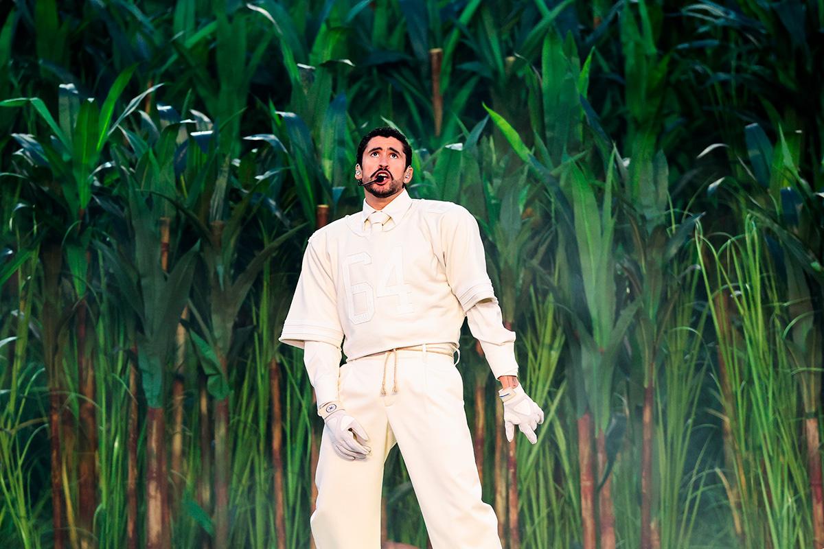 bad bunny super bowl 2026 color blanco