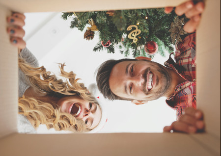 Regalos de Navidad para parejas jóvenes: ¡las mejores ideas para acertar!