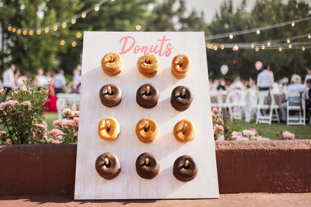 Haced vuestra propia tabla de donuts y... ¡endulzad el día B!