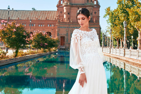 Descubre Marchesa for Pronovias, una colección de vestidos de novia... ¡simplemente espectacular!