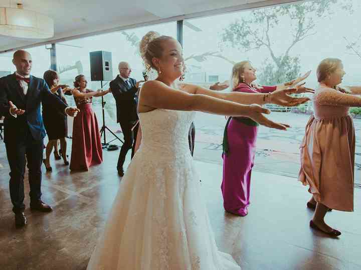 5 Coreografias Para Sorprender A Los Invitados Con Un Divertido Flashmob Respetando La Distancia Social