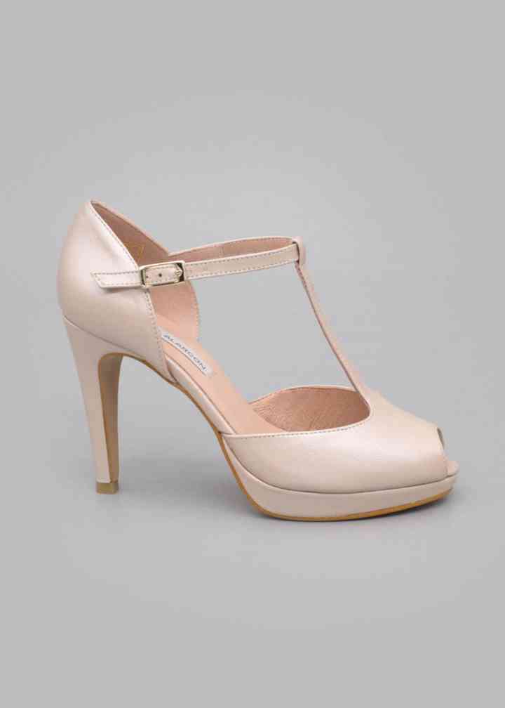 Zapatos de novia de color para bodas originales