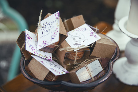 ¿Cuántos detalles de boda hay que encargar?