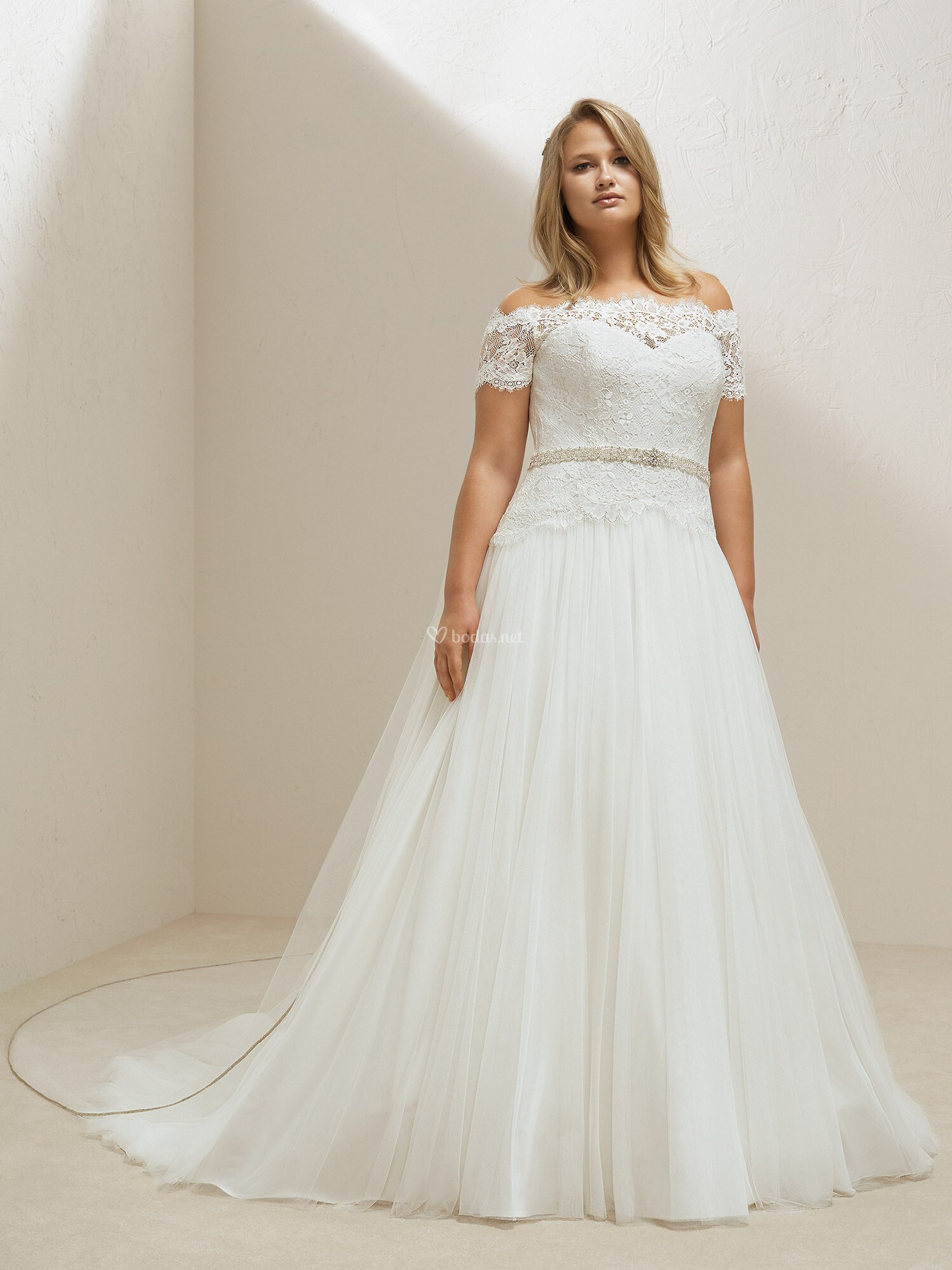 pronovias lwd 04