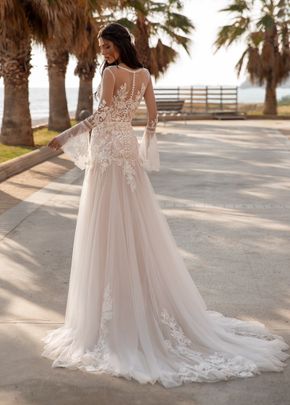 TYSON, Pronovias