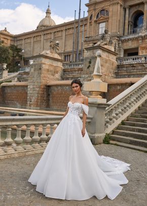 FELICITY, Pronovias