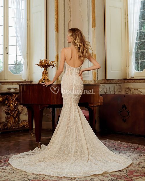 22-15, Berta Bridal