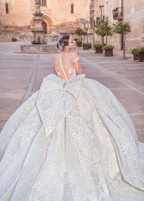 JK COUTURE 129, Julia Kontogruni