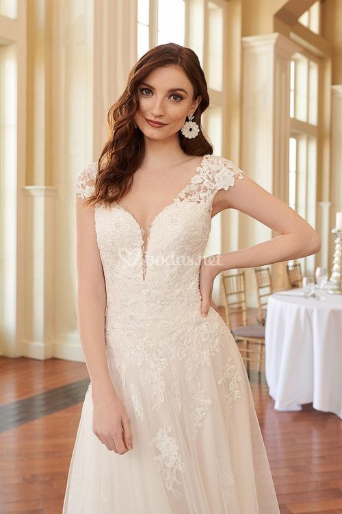 44301, Sincerity Bridal