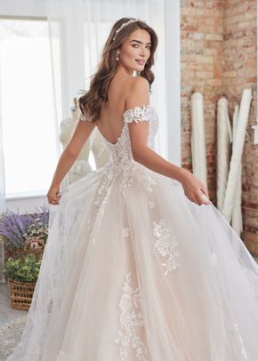 Harlem, Maggie Sottero